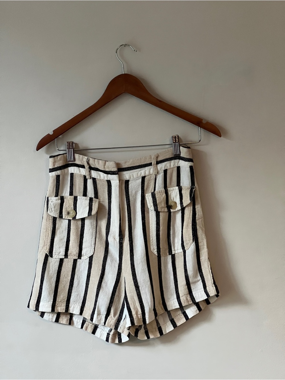 Max Cocos Striped Linen High-Waist Pocket Shorts